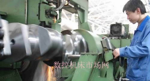 大型曲軸磨床典型結構與加工工藝 大型曲軸磨床典型結構與加工工藝